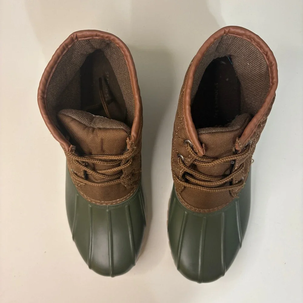 St Johns Bay Denton Duck Boots Size 8 Green Brown Quilted Ankle Waterproof Shoes